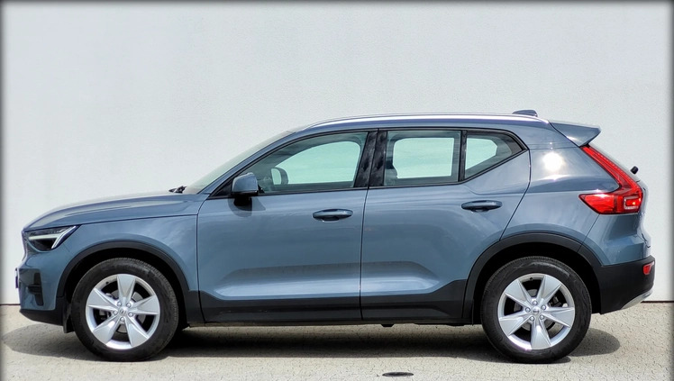 Volvo XC 40 cena 151111 przebieg: 32180, rok produkcji 2023 z Krzyż Wielkopolski małe 436